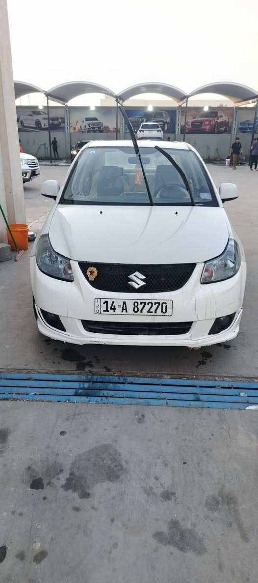 للبيع – سوزوكي SX4 
الموديل: 2010
وارد: خليجي
السنوية: 2031
التسجيل: باسمي
المواصفات:
محرك وكير أوتوماتيك كورولا بيكاجو 1600
شرط التحويل
تخم تاير جديد
كهربائيات كاملة
تبريد ممتاز
تحكم بالستيرن
السيارة جاهزة للاستخدام ولا تحتاج أي مصروف.
السعر: 5,800 دولار أمريكي، قابل للتفاوض بشكل بسيط.
الموقع: البصرة – خور الزبير
للاستفسار: 📞 ***********
