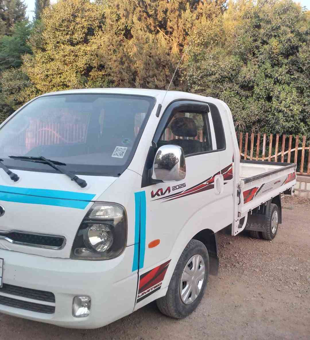 ((بسم الله الرحمن الرحيم))
بۆ فرۆشتن

كیا 3000 گێر عادی 

سۆپەر مەكینە ڕەش

مۆدیل2011ی گێڕ عادی مەرغوب

ئەبوشفرە

پێشی كراوه 2023

 كۆدو باركۆدی بۆ كراوە 

جامی تازەی بۆ گۆڕدراوە

267 هەزار حەقیقی ڕۆیشتوە

ناوداشبڵ فۆرمیگا ڕەش

سەیارەیەكی فول مواسەفات

دانسقەو بێ ڕزیوو بێژەنگ

پێنج دوگمە

كوشن هیتەر 

ئاوێنە هیتەر

ئاوێنە كارەبایی

تەبریت بەسراوە

كارەبای كامل جاهیزە

كامل مەسرەفی كراوە

بەشەرتی گێڕ و مەكینە

هندربرێكی بەسراوە

ئیستۆپی دواوەبەسراوە

سپێری پێوەیە

شەش تایەی لۆك

بۆدی لۆك سفر

هەموو گیانی وەك دەقی شەریكە 

76  گەڵاومەجالێكی برایانە

شوێن / سەیدسادق 

***********

***********

