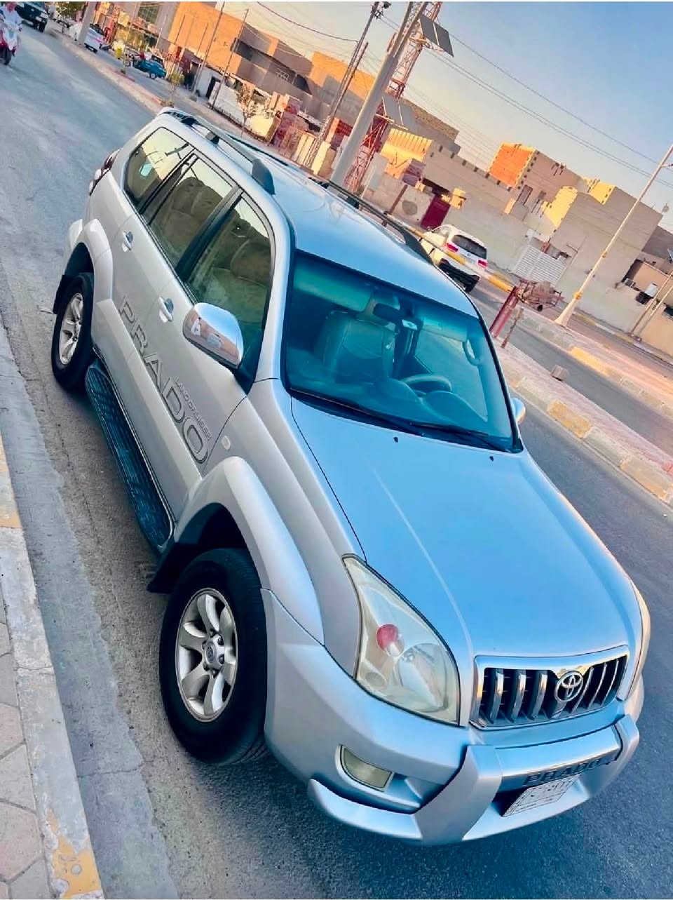 تويوتا برادو  موديل 2009 خليجي
محرك  6 سلندر

رقم بغداد بأسمي

دفع رباعي 4*4

السيارة سبعة راكب

3 قطع تبريد

شاشة دشبول كبيرة

تحكم ستيرن 

بلوتوث وحاكية 

كروس سرعة وتحكم صوت

نظام ABS مانع انزلاق

سيارة جديدة بدون ضرر والسونار موجود 
محرك وكير بوضع الشركة
سعر 170 وبيها مجال للشراي
المكان انبار/ حصيبه الشرقيه ***********
