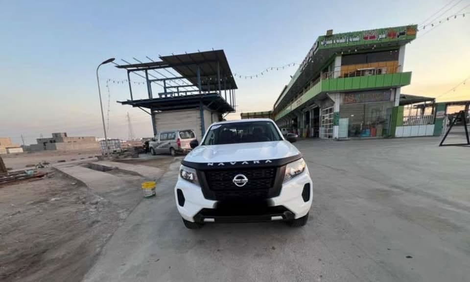السلام عليكم..بيكب نيسان نافارا موديل 24 رقم اربيل كير عادي سياره اخت الزيرو ماشيه 20 الف فقط مكفوله كفاله عامه ..
السعر 215 وبيهه مجال مكان السياره بصرة ..***********
