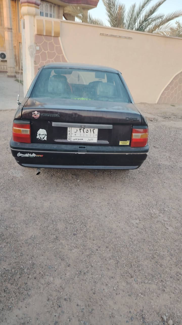اوبل فكترا 92 محرك 1800 مصبوغه جديد جاهزة من كلشي رقم انبار السعر 30 مكانها الانبار حديثه للاستفسار ***********
