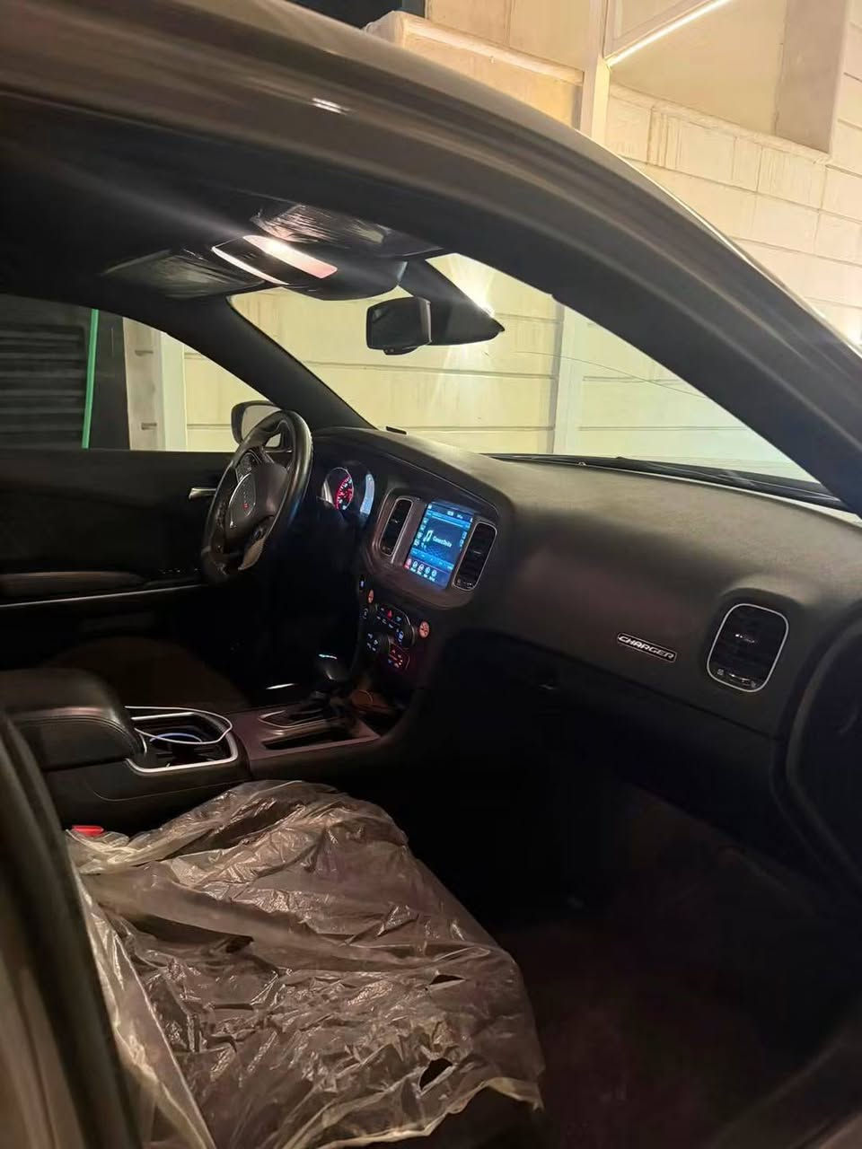 جارجر Gt٢٠٢٣
للبيع او امراوس حسب القناعه سياره جديده ونضيفه بدون دواخل او ايرباك للاستفسار الاتصال على ***********
