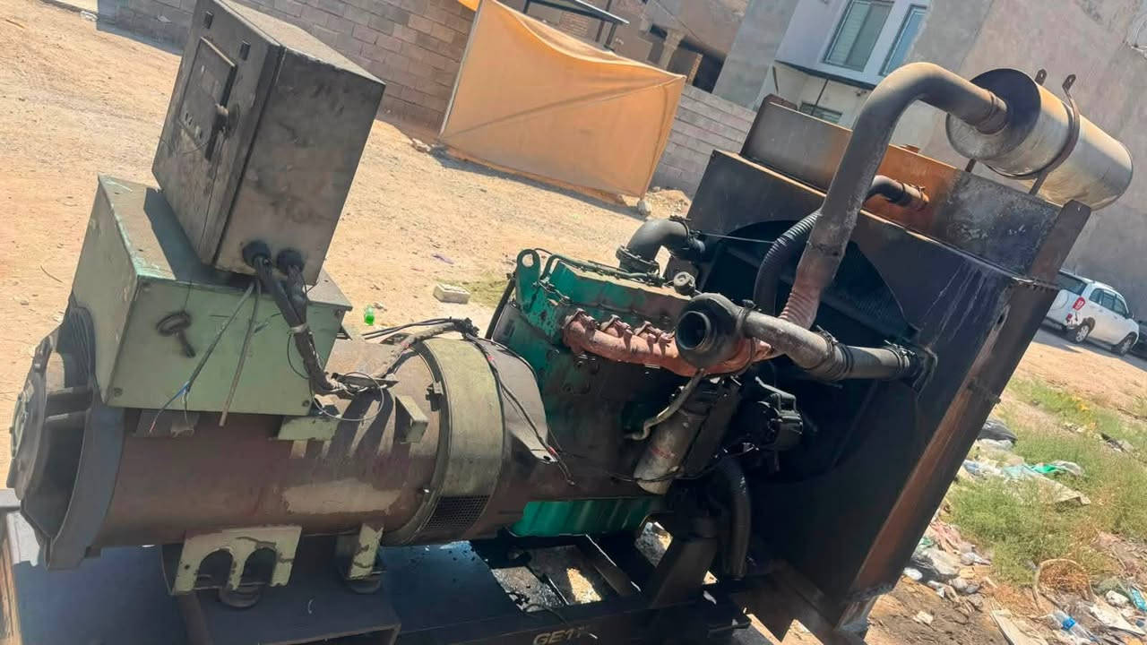 سلام عليكم
للبيع مولد كمنز 112  12 ولف شغاله وبيها حمل 350 امبير  محرك مستحق تچفيت مكانها صلاح الدين / دجيل   ***********
