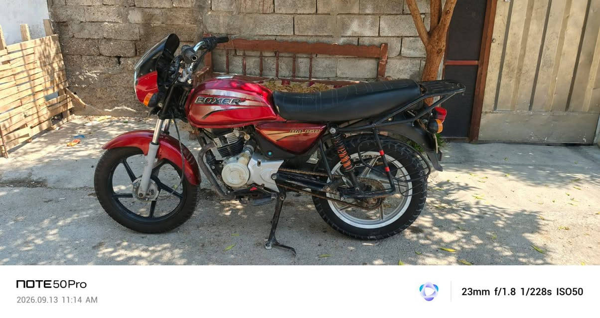 سلام عليكم دراجه بوكسر للبيع موديل 18 اوراق أصولي الدراجه ماناقصه شي بس باتري السعر 575 مكاني بعقوبة هذا رقمي ***********

نص مكتوب في الصور:
- NOTE 50Pro 2026.09.13 11:15 AM 23mm f/1.8 1/280s ISO50
- NOTE 50 Pro 2026.09.13 11:15 AM 23mm f/1.8 1/258s ISO50
- NOTE 50 Pro 2026.09.13 11:15 AM 23mm f/1.8 1/433s ISO50
- NOTE50Pro 2026.09.13 11:14 AM 23mm f/1.8 1/228s ISO50