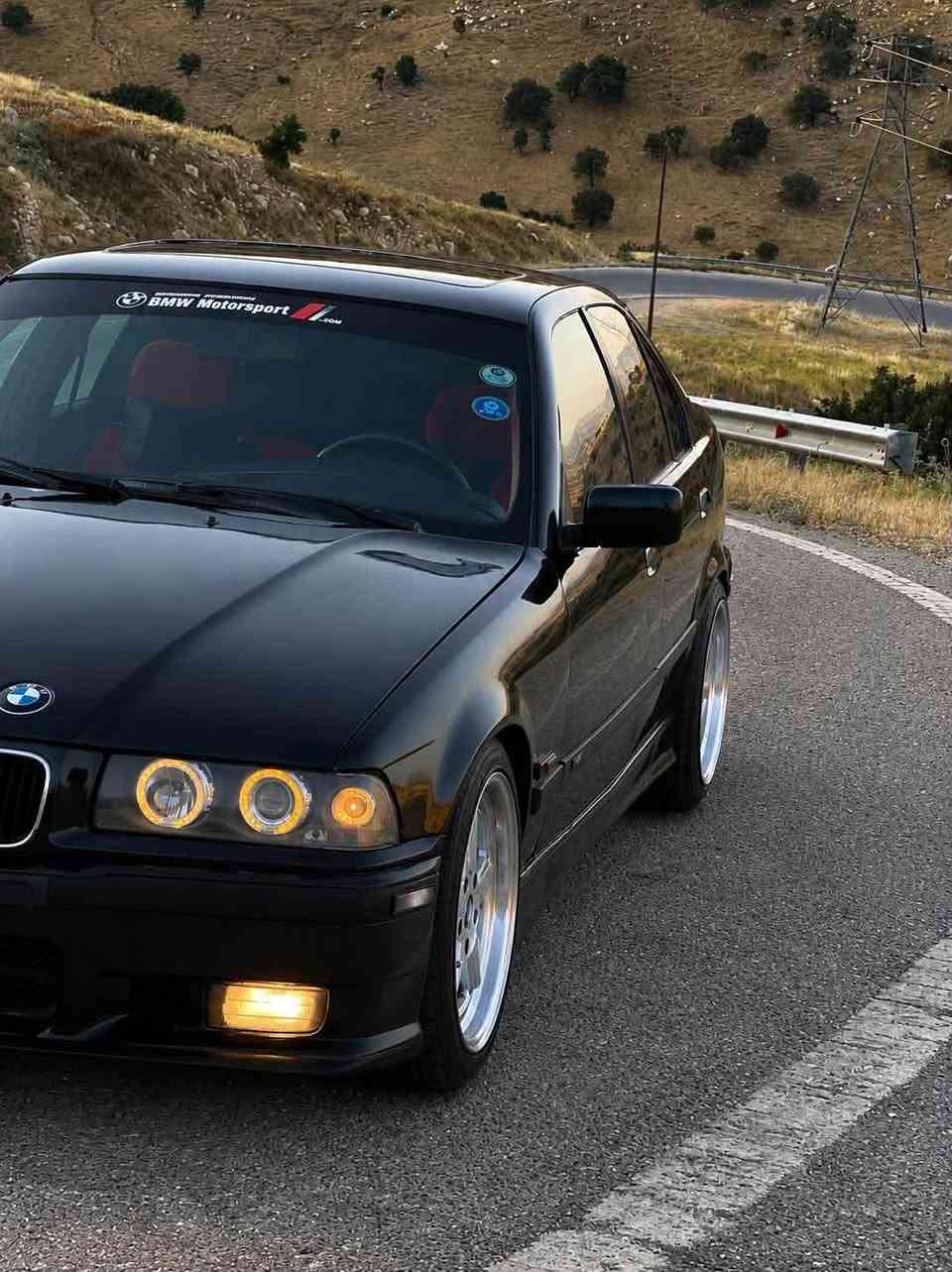 ماشاءاللة لەماڵی هەموو لایەک
Bmw E36
مۆدێل١٩٩٢ ئاڕم پلاستیک بەشەرتی حاسیبە
فول فول مواسەفات کامل کراوە بە M پاکێج
سلایت تەبرید ساردوو گەرم 2جام کارەبای ئاوێنە کارەبای سیستم ئێمپیفایر عەقڵی حور گزۆز بەرمەجە و زۆر شتی تر مەکینە ٢٠ کەپس زۆر بەقوەتە گێڕی zf ئەکسلی قوفڵە 
موسو بڕاوە بەشەرت هەموو شتیکم نوسیوە موشتەری نی سەرم مەهێشێنە 
هەولێرە ***********واتسئاپ
