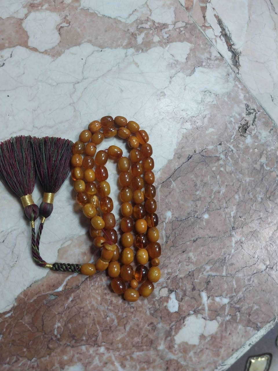 السلام عليكم
كهرب حر 
الوزن ٤٠ غرام
مكان بغداد الزعفرانيه 
السعر ٢٥٠
***********
