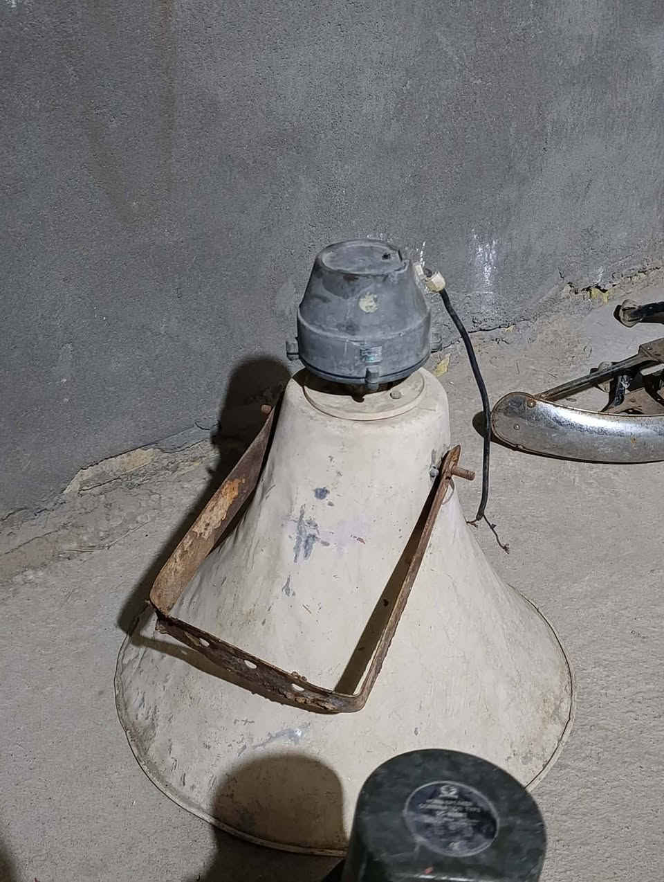 سلام عليكم بوقيات للبيع شغالات 50 قفل ثنينهن مكاني سوق الشيوخ ***********
