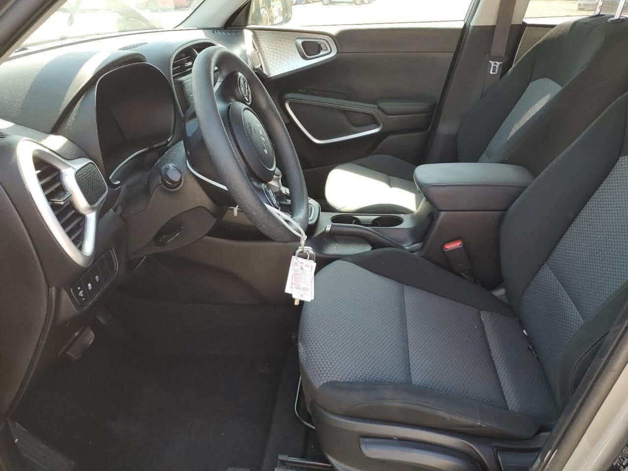 2023 KIA SOUL, LX
السلام عليكم كيا صول موديل 2023 مواصفات LX  

سلفر اللون ماشية 37m 

(( جميع الايرباكات سليمة ))

رادار تنبيه ⛔️ ومواصفاتها بعد معروفة 

رقم شمالي دهوك المرغوب بأسمي ( امن من الغرامات)

صور الحادث بالمنشور 

الشاصي KNDJ23AU6P7844417 

سنوية جديدة تنتهي ب2031شهر5

هزة جديدة تنتهي 2027 شهر ال5

هاتف *********** وبي واتساب 

السعر 145 وقابل للتفاوض

مكان السيارة بغداد - حي اور 

سيارة جديدة تخبل متصرف عليها ربع ومداريها كلة بانزين محسن وتايرات جدد وتخم دسكات هم 

ملاحظة بيها طخة خفيفة بالدعامية الخلفية جهت يمين الصدر صارت عدي

