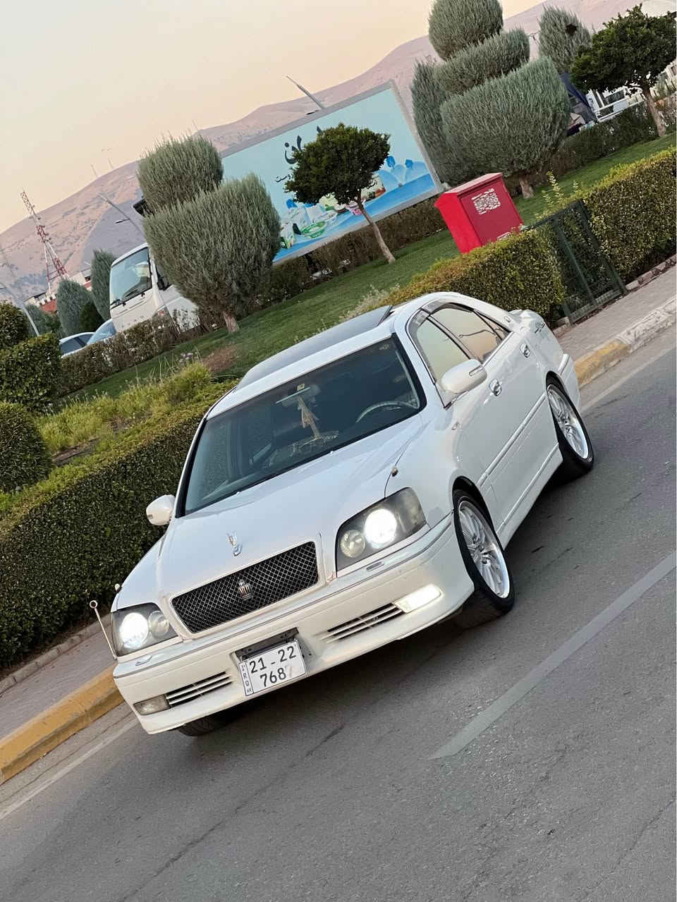 بە ناوێ خوای گەورە مەلێکە بۆ فرۆشتن✅ سەیارەکە ســاخە ســاخ ✅ سەیارەکە سپۆرەتە موسافاتێ سەیارەکە ٣ دووگمەیە فول فولە سلایدە کەشن جڵدە مەکێنە گەورەیە گێرەو مەکێنە بە شەرەت ئاوێنە ئێشراتە سەقفو حیزام بە شەرەت بەشەرەتی ١٠ سۆنەر ✅٣ پارچەی ئەورپای هەیە سەیارەکە قرچێکی پێشی هەیە لای سەکەن شایەنی باس نییە سعری موسیکەم داناوە بەو هەموو جوانیەوە زەروەری پارکەێم سعرێ ٤٨ گەلاو💸 تۆزی ماعملەیە لە سلێمانیم (***********) مشترێ نیت سەرم مەێشنە رەحمەت لێبێ هەموو شتێکەم نوسیوە سەیارەکە لە سعرایە هی ئەوە نیە میشکی یەک بخەێن 🤍🪬! تەبرێدو گەرمی بە شەرەت🥶 هەموو کونێ گەرمێکانی گێراوە رۆنیشی ١ حەفتیە گۆراوە لە one way ✅ تێر مەسرەفە ✅ السليمانية, العراق

