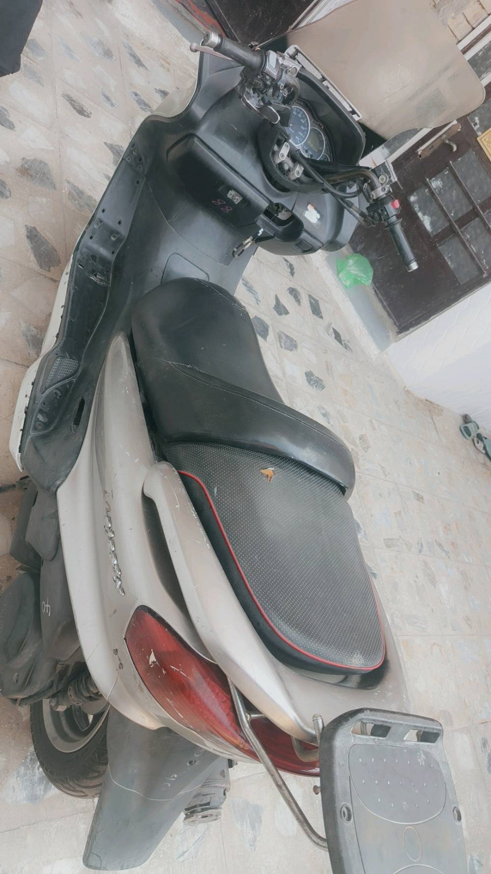 ماجستا ياباني بيع او مراوس. سعر 0773266810 بغداد            500