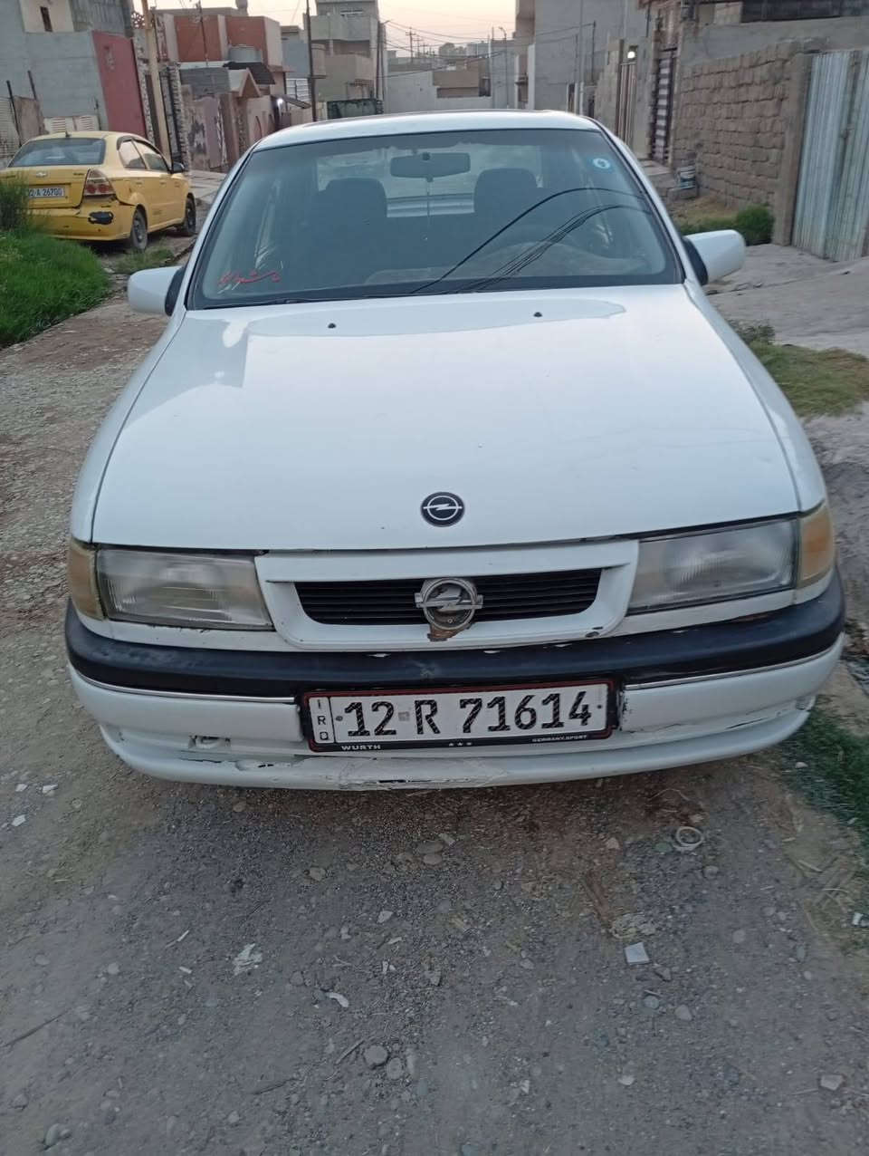 اوبل فكترا مديل 1991 محدثه 93 حجم 18 كير محرك شرط صبغ دواير دوشمه جديده كهربئيات كلها شغاله 
سياره جاهزه رقمها نينوى دولي سنويه جديده هزه جديده تحويل مباشر السعر 42 وبيها مجال بصيط
***********
***********
