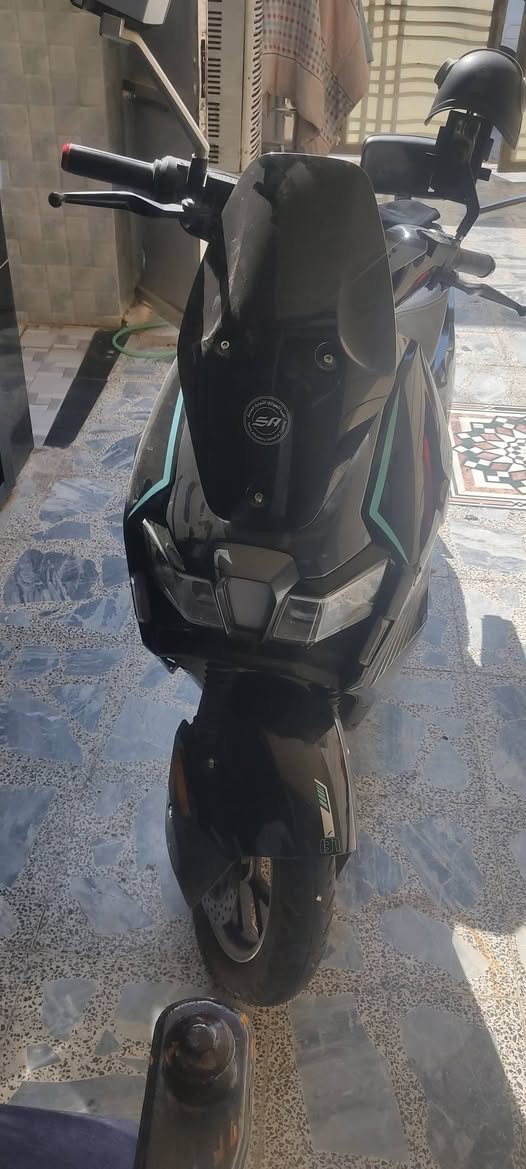 الدراجه شحن 
@البيع سعر 1000000عددالبطاريات 6 حجم الملف 2000
دراجه نظيفه 95/100 بصه سويتش مكان بغداد الضباط البلديات 
رقم ***********
