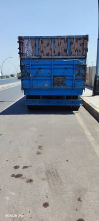 عربانة اوربيه • ٣٠ طن • ٨ تواير