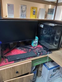 كور i5 14400F • RTX 5060 • شاشة 27 180هرتز