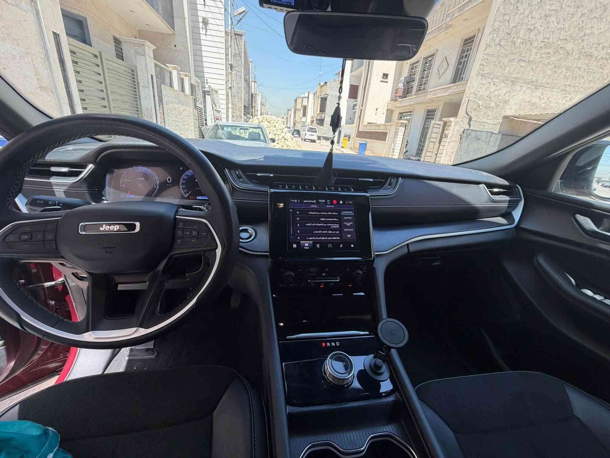 السلام عليكم
جيب كراند شيروكي التيدو بلاك 2025

المحرك : . V6. 3.6L

سيارة وارد امريكي 

حادث كما موضح بلصور ( بدون ايرباك )  

ومن خلال الشحن طخة باب الصدر ع كد شبر 

المواصفات

فتحة سقف

كشنات جلد+شاموة

كشنات امامية تدفئة 

ستيرن تدفئة

كشن السائق كهربائي

شاشة 10.1انج

الصندوك كهربائي 

سياقة ذاتية 

نقطة عمياء

تشغيل عن بعد 

ترحيب عند الاقتراب 

نضام كاربلي 

وباقي مواصفات جيب المعروفة 

السعر 32.500$

سيارة…..للــبيع فقــط ‼️⚠️

العنوان الدورة حي دجلة 

***********
