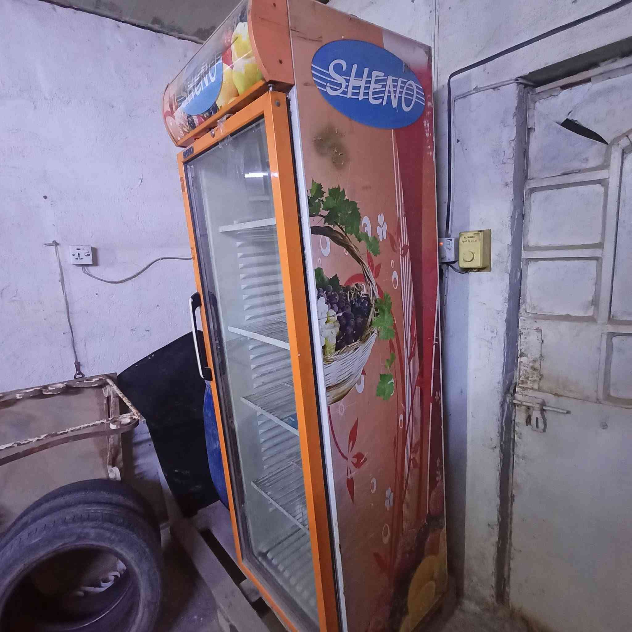 عارضة مشروبات للبيع تبريدها نص ونص لأن مبدل الها ماطور ضعيف
تكدر تبدل ماطورها يم اي مصلح مضبوط وترجع توب 
سعر 150 وبيها مجال للطيبين 
مكاني زعفرانية سعيدة
واتساب 
***********
