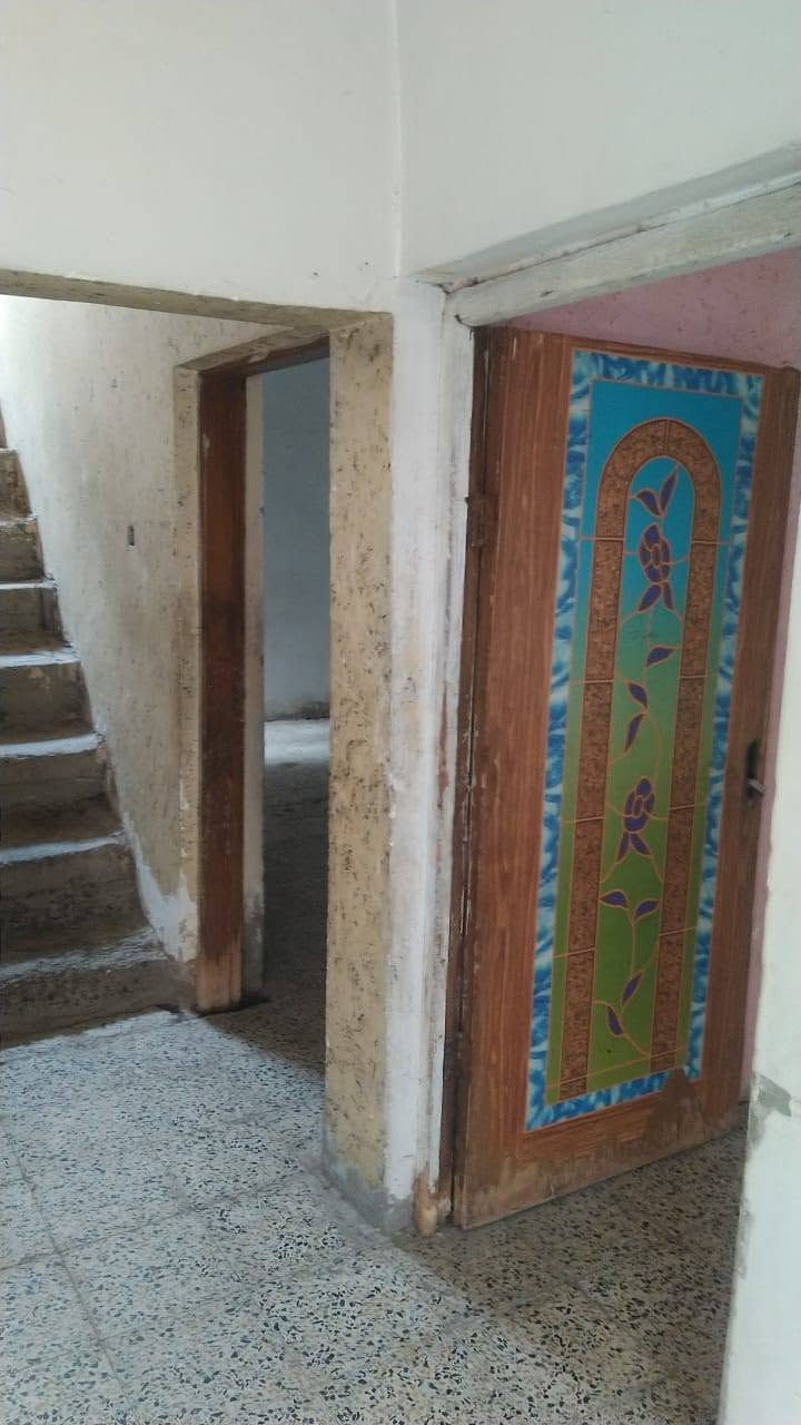السلام عليكم 
بيت مساحه ١٨٠متر طابو صرف جسر ديالى قرب الصناعه.. البيت شوفه عينك 
وسعره مناسب جدا الراغب بالشراء الاتصال على الرقم ***********بيه واتساب

