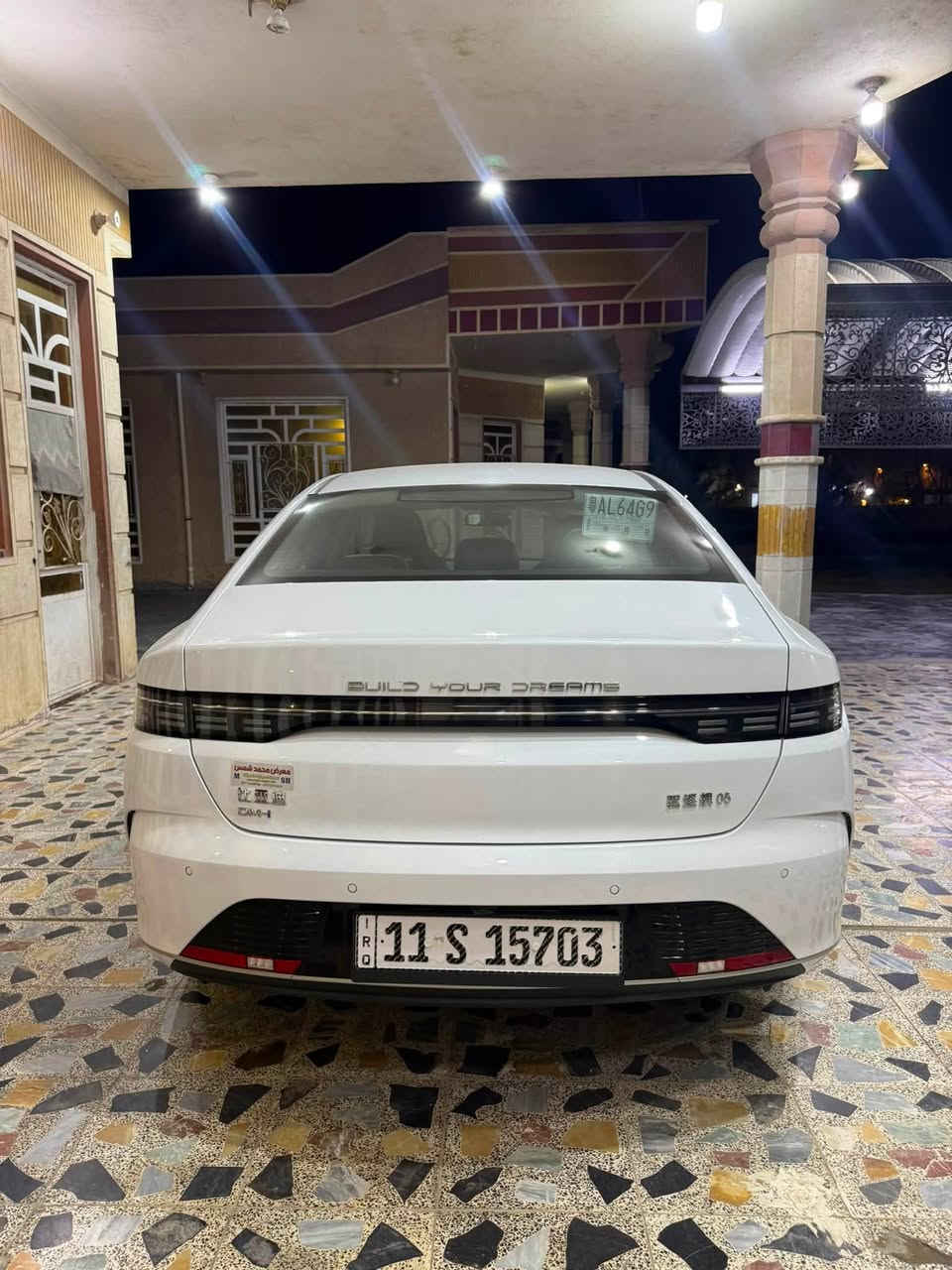 سلام عليكم 
البيع BYD  دستروير 
موديل 2025 رقم بغداد 
ماشيه 14 الف 
مكفوله كفاله 
ماعده ربع دعامه وشبر بل جاملق فقط
باقي السياره كفاله عامه 
السعر 18500 بيها مجال بصيط 
العنوان بغداد جسر ديالى الجديد 
تقاطع 9 نيسان 
الاستفسار  *********** 
ابو محمد الشمري
