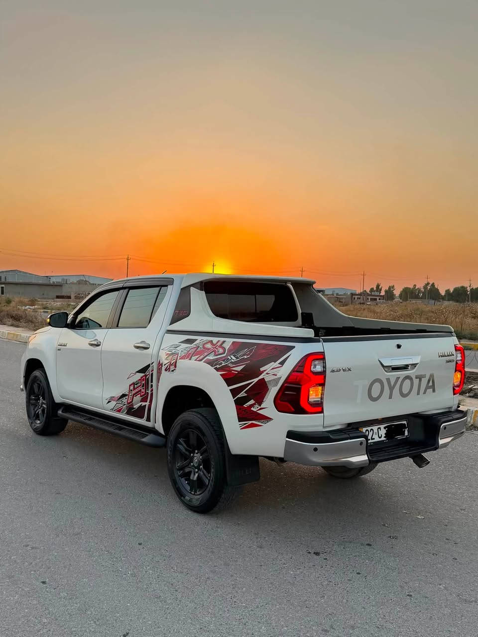 للبيع هايلكس(2021) TRD V6
فول مواصفات سيد نهرو كفاله عامه ماشيه (73) ألف رقم اربيل سعر السياره (315) ورقه بي مجال 
مكان السياره موصل 
***********
***********
