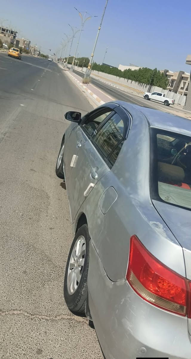 السلام عليكم 
بي واي دي جي ثري موديل 2013
 كير عادي محرك كير ياباني مكفول سياره خير من الله نقص بس مشط ستيرن 
سياره فول مواصفات  رقم دولي بغداد بسمي مكانه كربلاء هزه بعدهي كبل مداور اكفلك محرك كير واصوليات مداور غرامات باقي كدام عينك  سعر ٣٧ 
***********
