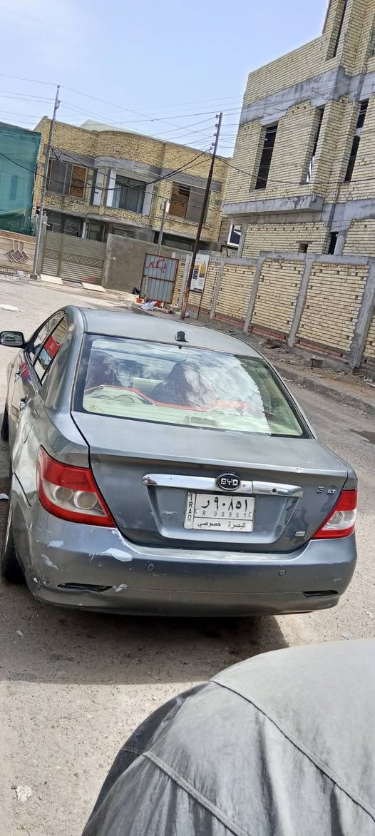 سيارة BYD  موديل 2010 في البصرة سيارة باسمي رقم بصرة انكليزي  بس صوره قبل تغير رقم سنوية 2029 سيارة تجي محرك وكير ياباني بلادي ميستو بيشي لانسر ملاحظة  اليشتري كون يحول سيارة باسمه  نفس يوم الشراء رجاء لان راح اكون غير موجود في البصرة  لمدة طويلة السعر 50 ورقة بيها مجال للشراي عنواني البصرة للاستفسار التواصل واتساب 
*********** البصرة, العراق
