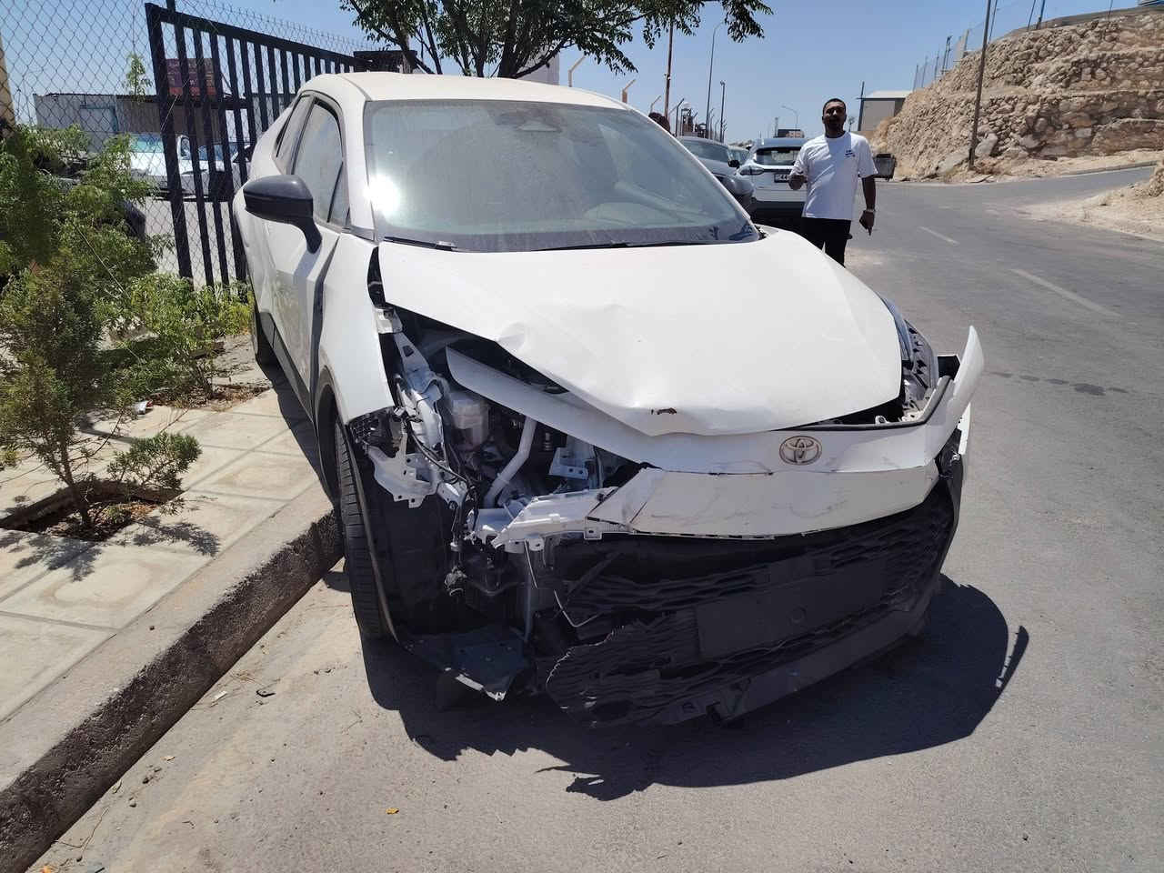 تيوتا كورلا  chr 2024 هايبرد شكل جديد لون ابيض سيارة اني كاصهه من عمان بطارية ليثيوم أصلي سيارة ياباني وارد اوربي
قطره صبغ مابيهه حادث كله مرجعة بارد فقط تكحيل مكينة ١.٨ مال كورلا 
كير مكينه تبريد كهربائيات بطارية خير من الله سياره ع وضع البلاد ماشيه ٥٨ الف كيلو سيارة رقم بغداد باسمي مرقمة كاملة 
سيارة فول عدا جلد وفتحه شاشة كار بلاي سياره رادار امامي وحساسات خلفية ورادار جانبي مري شفط سيارة فول بعد بيهه مواصفات
هاي صور الحادث بمنشور
السعر ١٥٦ بيهه مجال بسيط 
للاستفسار ***********
