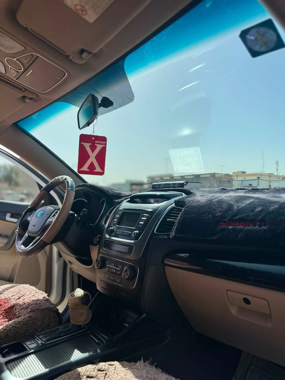 سورنتو ١٤ خليجي
فول عده الفتحه 

بيه قطعه واحده تبديل شركه

١٧٤ وبيه مجال بسيط 

مكان السياره سماوه قضاء الخضر

***********
