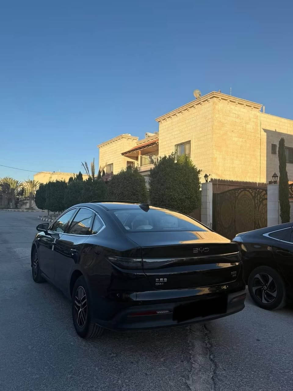 للبيع سياره BYD sel05 

سياره فول فول مواصفات

لون اسود

سقف سلايد

١٣ كاميرا

حساسات خلفي و جانبي

ماشيه فقط ٢٠ الف

شاشه كبيرة

بطارية كبير

داخل أبيض 

ويل كروم

بصمة و كارت 

سياره رقم اربيل

تحويل و وكالة بشرط

مكان اربيل

*********** أربيل, العراق
