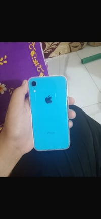 آيفون XR • ١٢٨ • فيس آيد شغال