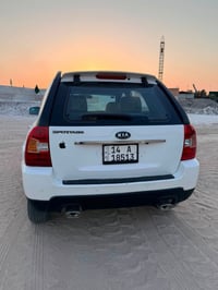 سبورتاج ٢٠٠٩ • محرك ٢٠٠٠ • رقم إنكليزي