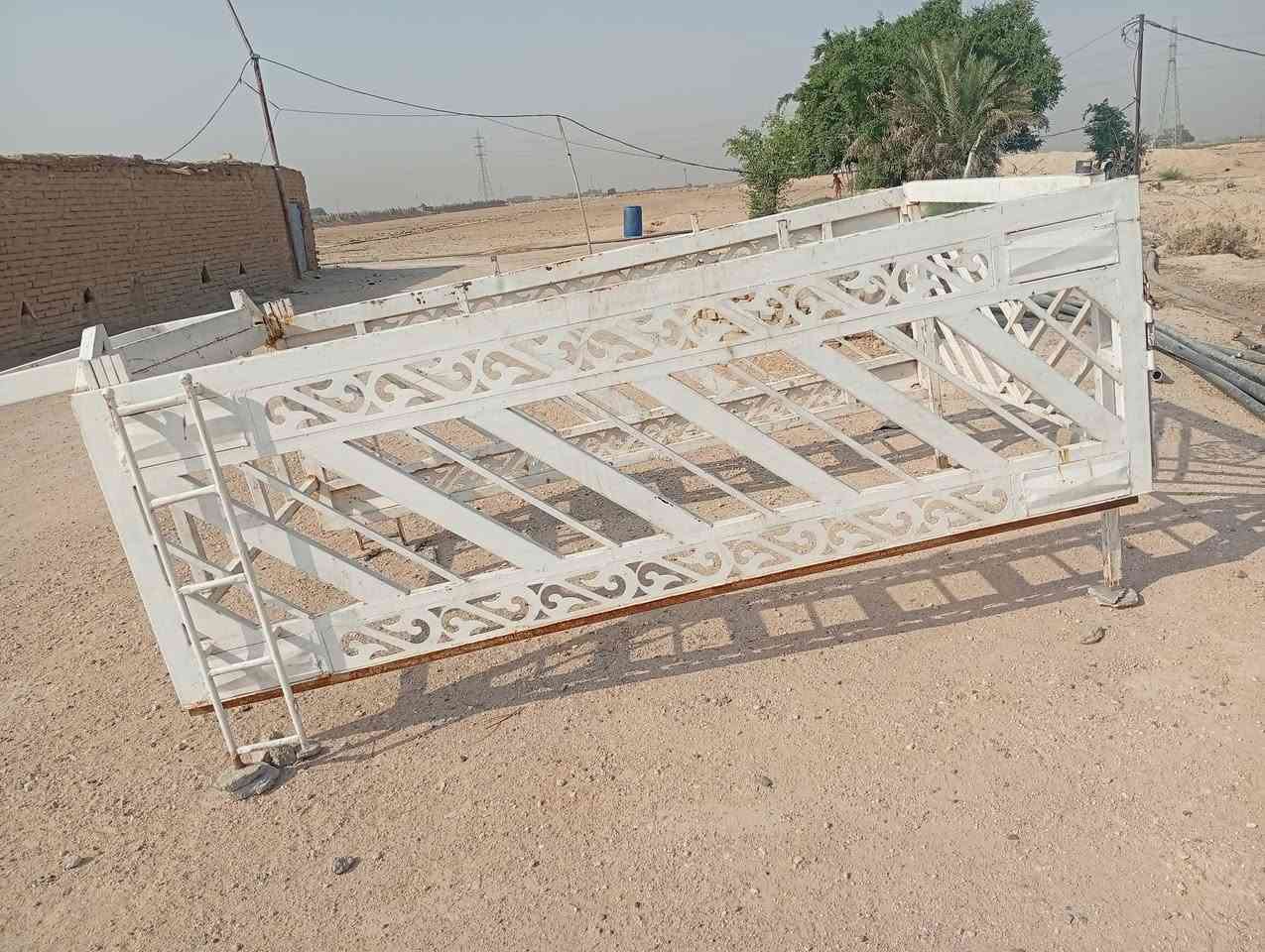محجر • للبيع • مكلف