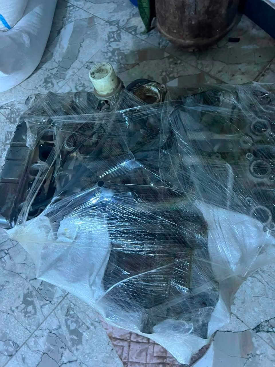 محرك كولدن 1500 نضيف مال تفصيخ  سعره 350 وبي مجال حك الجيه  رقمي ***********
