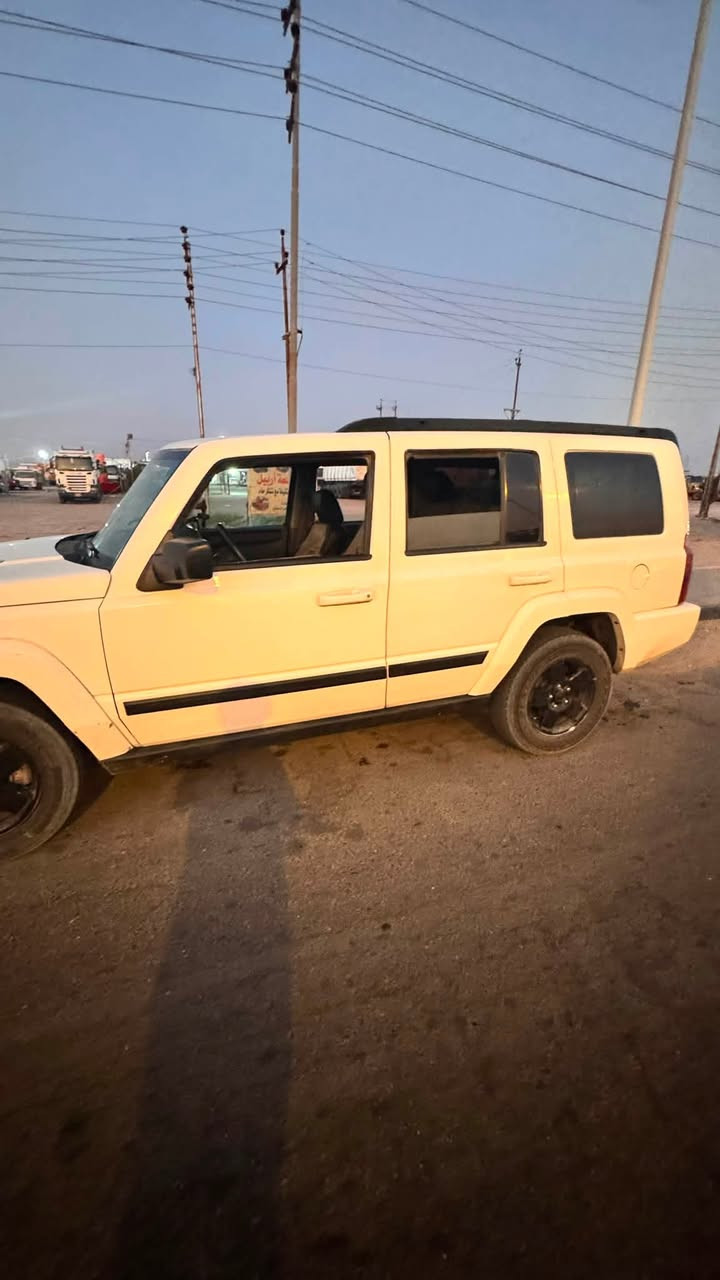 جيب كوماندر امريكي 2007 رقم بغداد السعر75
البصره سفوان هاتف ***********
