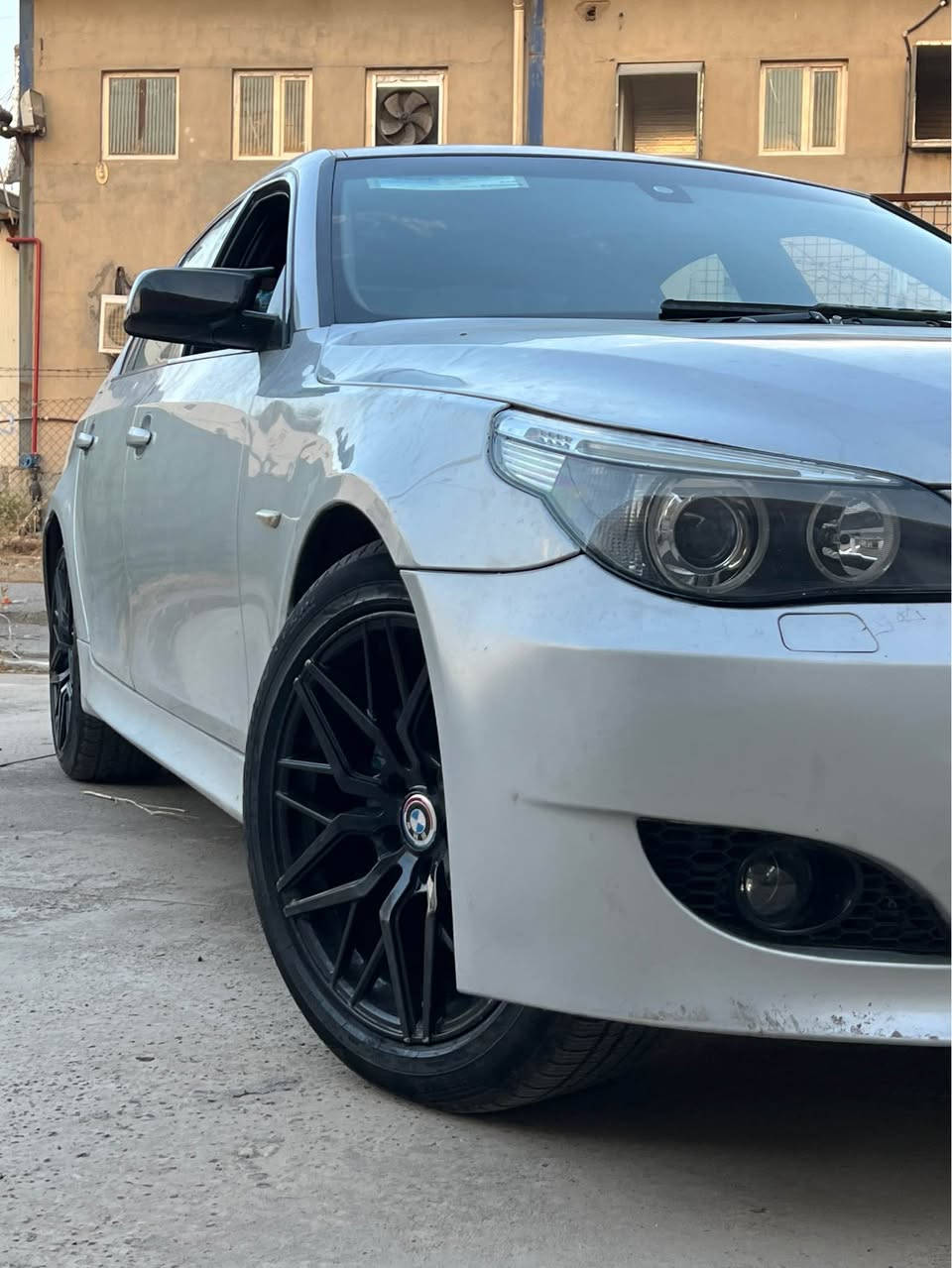 بي ام E60 • ٢٠٠٣ • توماتيك