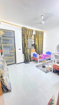 خط النفط • ٣ غرف • مطبخ