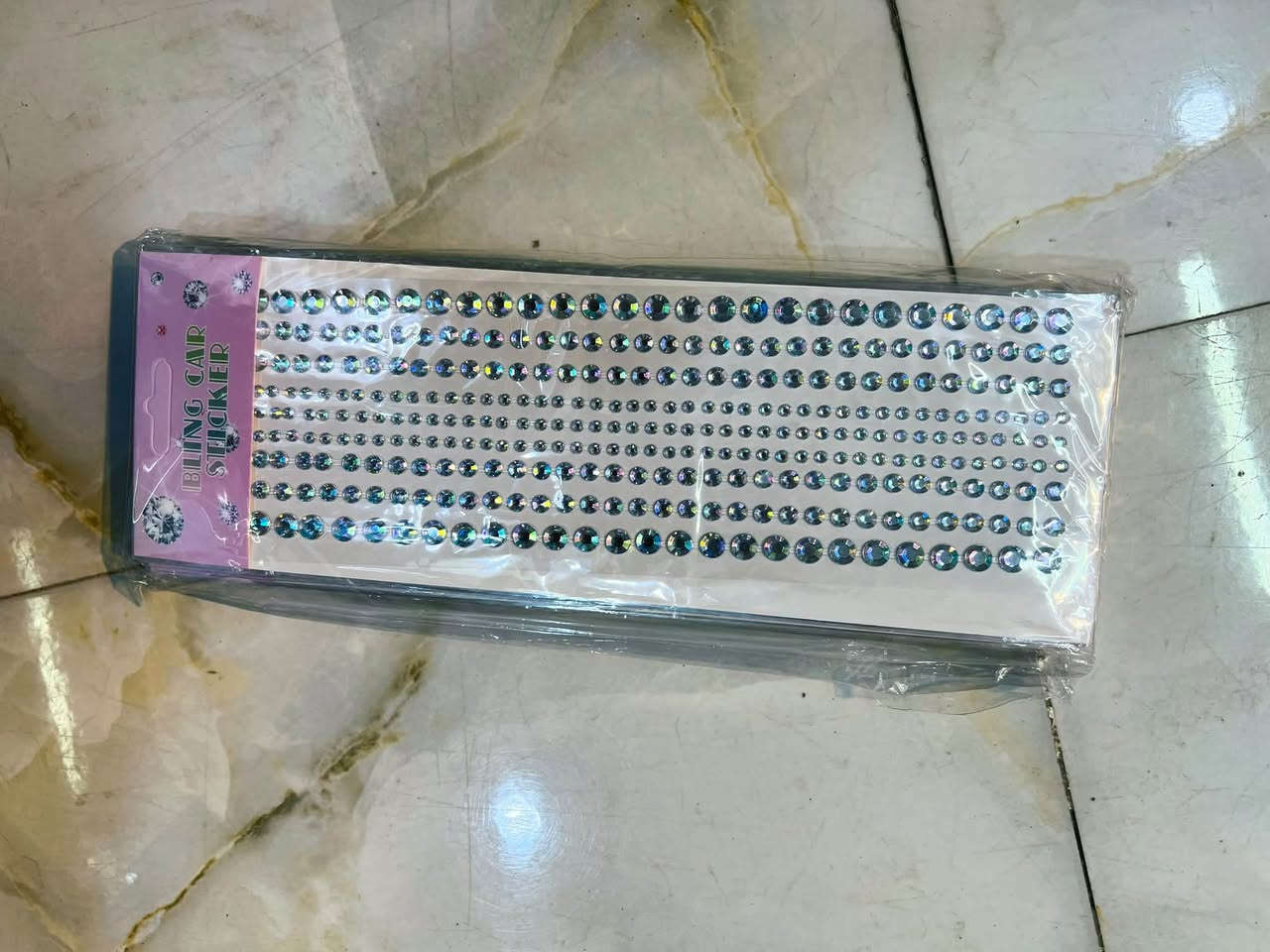 مستحضرات تجميل • لا تفاصيل