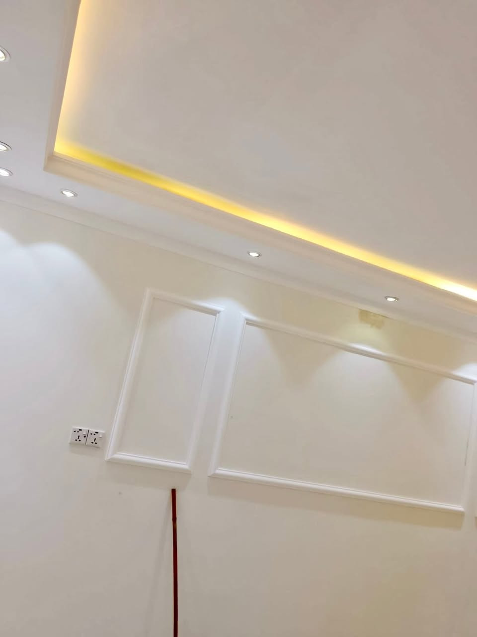 عمل بوكس مع اناره وسحبات واصباغ شركة #جوتن✨
بأيادي الكادر المتميز ديكورات لمسة ابداع ✨
قبل وبعد✨

 ☑️ موقع 📍العمل الدوره ابو دشير✨
للتواصل واتساب 📞***********7
