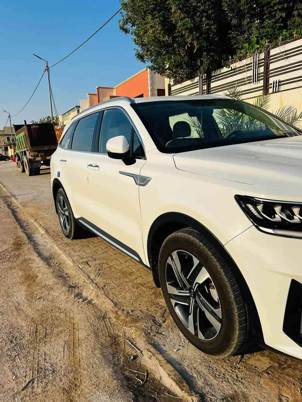 سورنتو موديل 21 خليجي مكفولة كفالة 
عده رصعه بالجنطه 
رقم  اربيل  الوكاله عليه 
ماشيه 78  
فول مواصفات عده الفتحه 
السعر 243

بصمة

تشغيل عن بعد
سته 6️⃣ سلندر 7️⃣ راكب 

شفتات ستيرن

ترحيب واشاير بالمري

 5ويل كب وجنطة كهرباء 

اربع انظمة قيادة

لد امامي واربعة عدسة

كامره

جلد
مكاني نجف رقمي
 ***********واتساب 
 خط ***********
