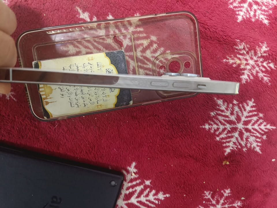 ايفون13برو ماكس نضافه فول مرتب بطاري ٧٨جهاز كلش نضيف ذاكره٢٥٦جهاز ما مفتوح ب٦٥٠وبيه مجاله للتواصل***********
