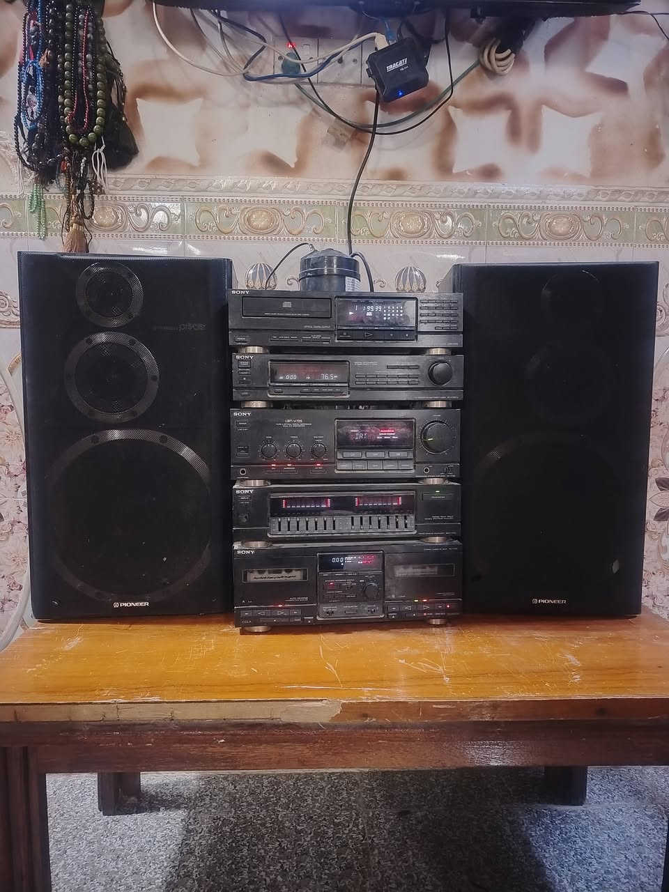 مسجل سوني ياباني اصلي سماعات كبار صوته قوي واضح 5طوابق السعر 250 مكان بصره ابو الخصيب ***********
