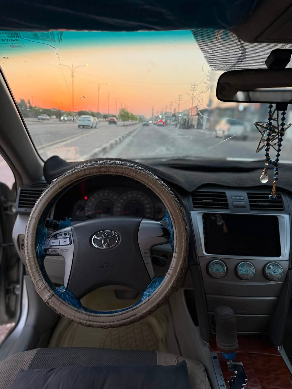🚗كامري خليجي موديل 2007 محدث فول مواصفات GLX
صدر امامي خلفي كله جديد تخم تاير

محرك 2400 المرغوب

السيارة بيه ٣ قطع رش ابيع احزام  اثر جراد بدون دواخل

تحكم سترين

فتحة السقف

برده خلفيه 

منظومة تبريد جديده 

شاشة وكامره خلفيه

واشارات مري

محرك كير بلاد بدون تنقيص 

داخل بيجي اناره داخليه تخبل

اكشانه كهرباء

رقم بغداد  شرط التحويل 

السعر 97 وبيه مجال

عنوان السياره الرمادي حصيبة الشرقيه 

***********
