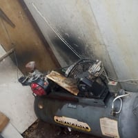 كمبريسر للبيع المكان المعلمين ‏‪07750333013‬‏