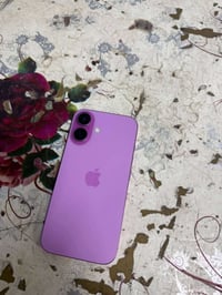 آيفون ١٦ • ١٢٨ • بطارية ٨٨