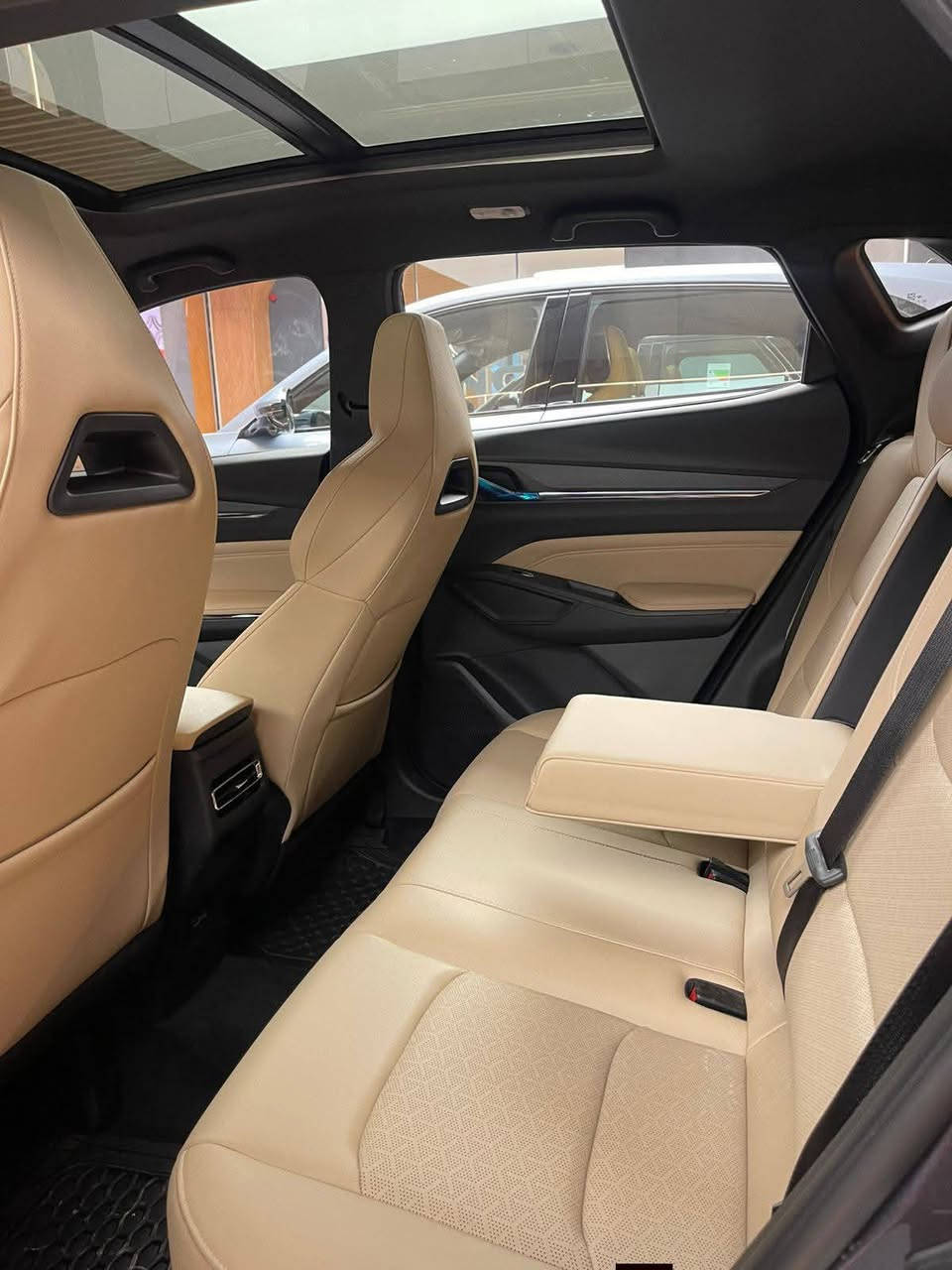 🚘🔥 شانجانCS55 PRO
إذا تريد سيارة تجمع بين الشكل الحلو، الراحة، والأداء… الـ CS55 PRO خيار يستاهل تشوفه 👌

✨ تصميم عصري وجذاب
🛋️ داخلية مريحة ومرتبة
⚡ أداء قوي وقيادة سلسة
📱 مواصفات وتقنيات حديثة
🛡️ أنظمة أمان تساعدك على قيادة أكثر راحة وثقة

سيارة مناسبة للدوام، السفر، والاستخدام اليومي… وبنفس الوقت شكلها يلفت النظر 😎🔥

📩 للاستفسار عن السعر والمواصفات والتفاصيل، راسلنا خاص***********.

#شانجان #CS55PLUS #Changan #سيارات_صينية #سيارات_العراق #سيارات_بغداد #سيارات
