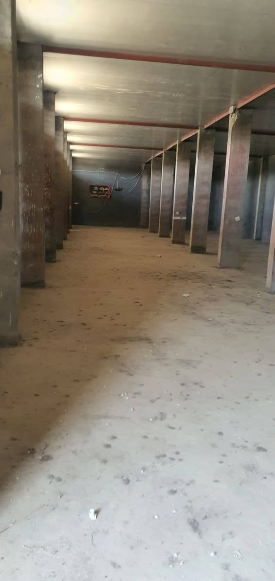 محلات للايجار الصويره طريق المطار للاتصال *********** إيجار كل اوتقطيع حسب الطلب
