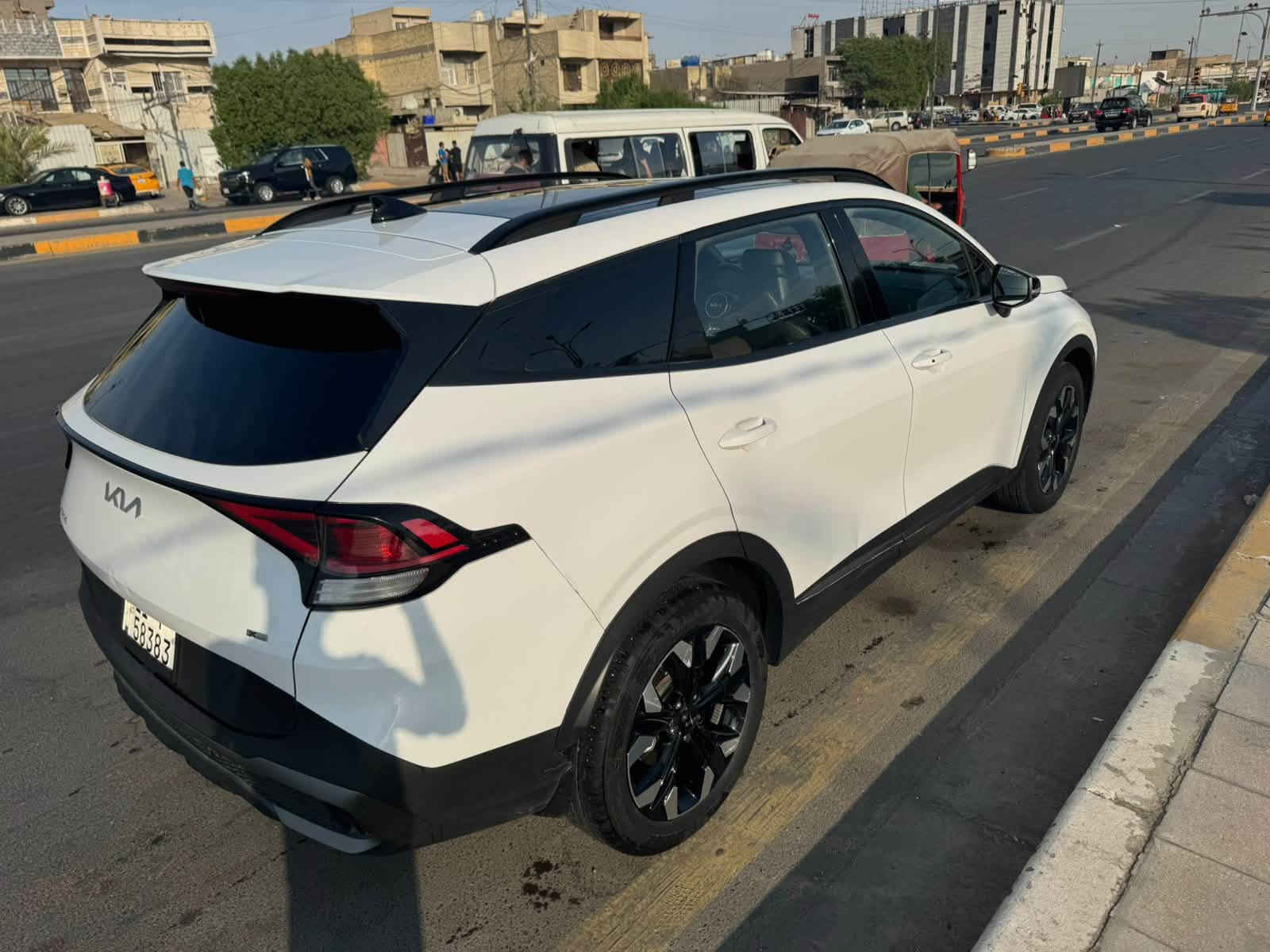 السلام عليكم شباب عندي كيا سبورتج موديل 2024 ماشيه 36 الف حقيقي فول واحد عل واحد فئه اولاين وارد أمريكي حادث بيند وجاملغ بدون صبغ مال الشركه رقم بغداد بسمي للشراي يتصل *********** ابو مسره الشمري مكاني بغداد
