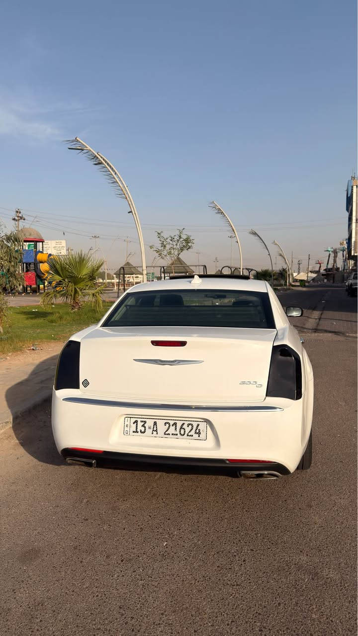 سلام عليكم
اوبامه 16  كندي فول للاخير واحد ع واحد C 300
بيها قطع صبغ بل عراق اثر شخوط ابيع حزام مواصافتها
معروفه محرك 3600 
خزن ميموري
كير ماوس
 شاشه كبيرة 
كشنات تدفئة تبريد
 تحكم كشنات كهرباء
حساسات
ويل مكسيكي
تشغيل عن بعد
 كلاص ثلاجه
(بنو رامه)
برده خلفيه
تبريد ثلج
حساس وقوف فيحال فتح الباب
كشنات جلد
وهواية مواصفات مكينه كير حداديه كله جديد شواصي كفاله مال جاني ومصروف عليها هواي واي نقص ما بيها رقم وهز جديد سنويه لل2031 معوقين السياره وراعيها قاصر بدون تحويل وكاله فقط اتكفلك بل رسميات 
لله شاهد سياره احلا من الصور الف مره  تجي تشوف بعينك ع ايدي بس صار عندي ضرف وحتاجيت وريد ابيع 
 سعر 149 مكاني بصره رقم*********** البصرة, العراق
