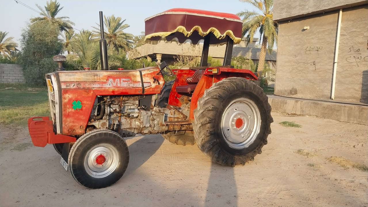 سلام عليكم مكينه فوركسن حجم ٢٧٥ موديل ٨١ مكفوله كفالة عامه على وضع شركه محرك كير اكسن هودرليك كله شرط 
كهربائيات كلها شقاله باور دنفص ابو نجمه مكينه جاهزة مجهزه مال جناي هاذا رقم هاتف وشراي يدلل. ***********
