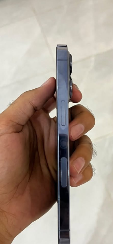 للبيع ايفون 13برو فقط جهاز جديد ممفتوح نظافه فول ذاكرة 256.  ***********
