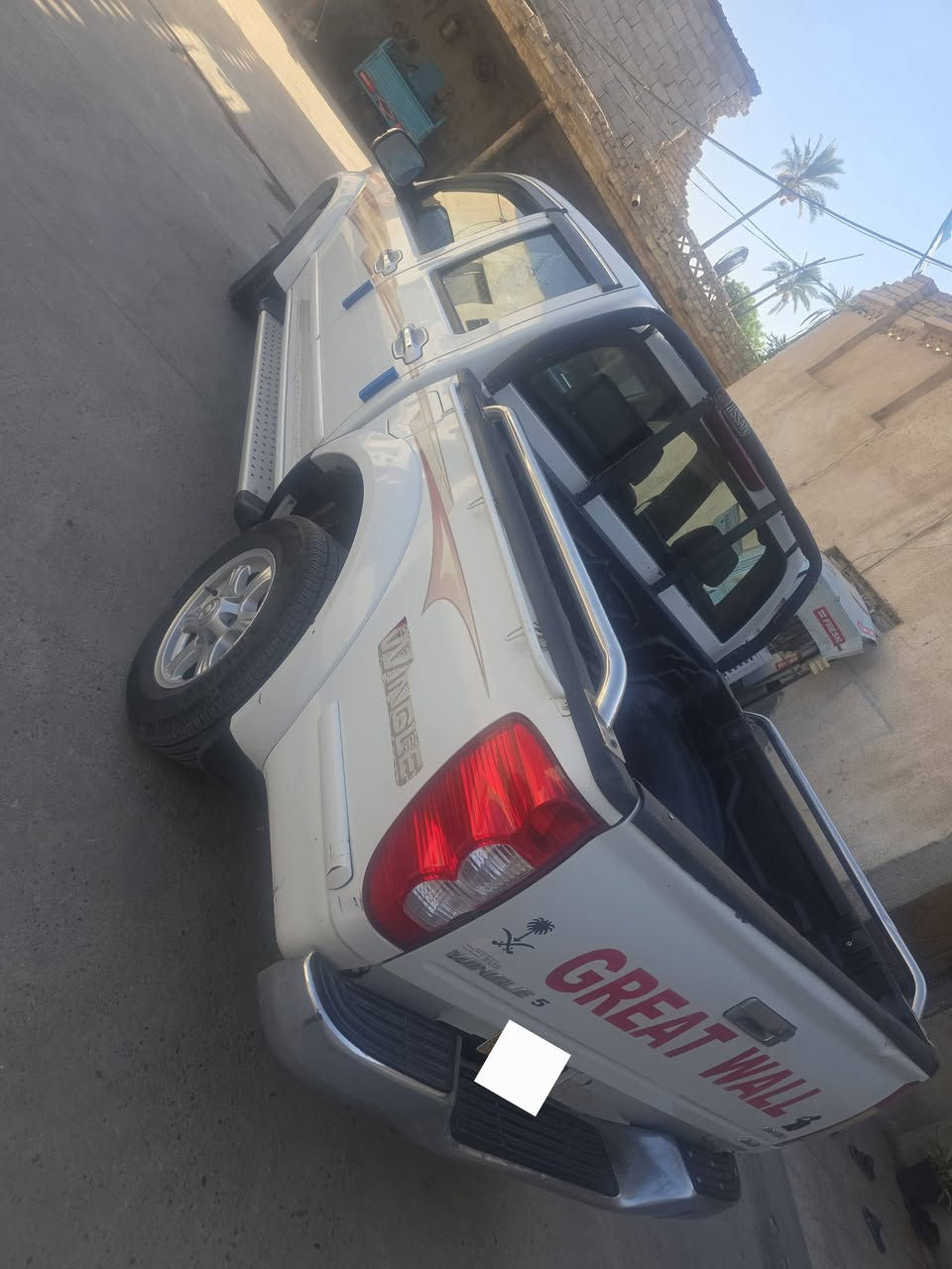 سايره 18 فور ويل رقم قادسيه بيهه بارد بلباب مأشر بلصوره غير هيج مكفوله السياره محرك وكير مكفول تبريد تدفئه شغال فول مداور ثاني يوم سياره كامله ماناقصه اي شي مكان السياره كربلاء الابراهيميه 
السعر 95 وبيهه مجال 
***********
